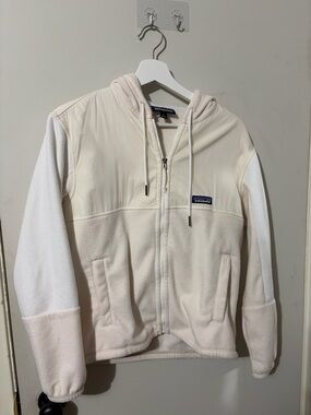 Patagonia Cream & White Fleece Zip-Up Hoodie